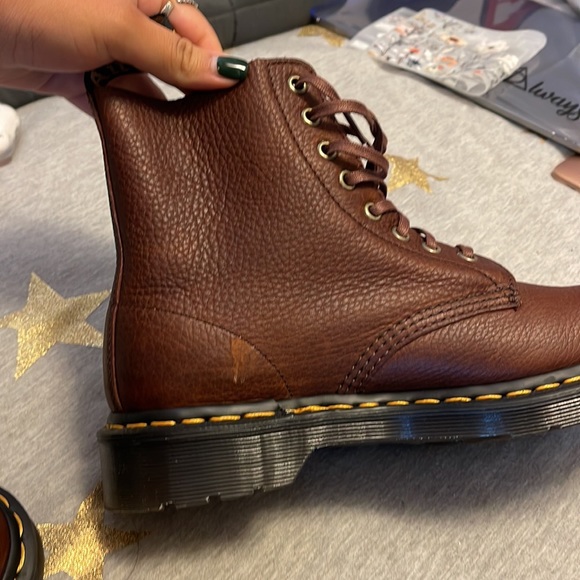 Doc Martens Boots 🤎 - Picture 4 of 6